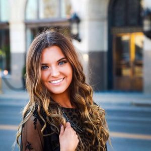 Meet your Posher, Molly